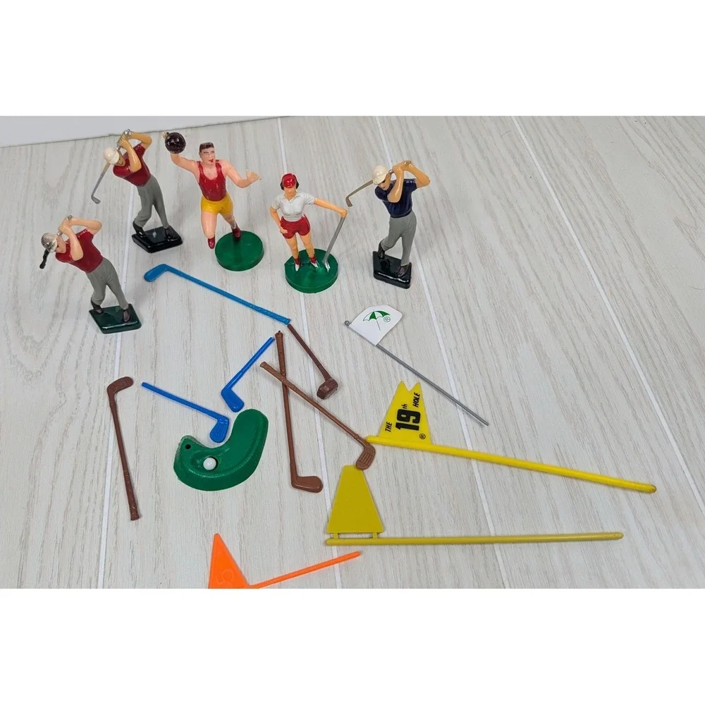 Wilton Cake Toppers Vintage Plastic Golf Figures Flags Clubs Lot